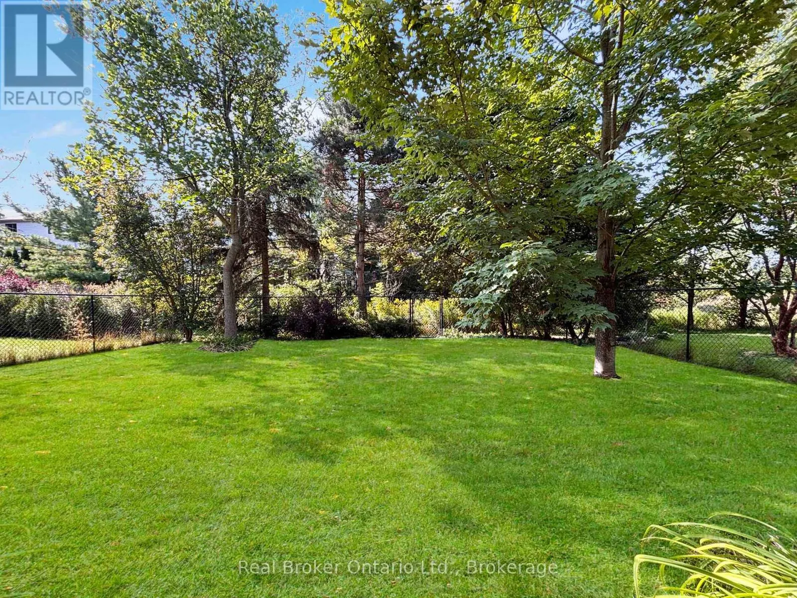 36 PINE RIDGE DRIVE