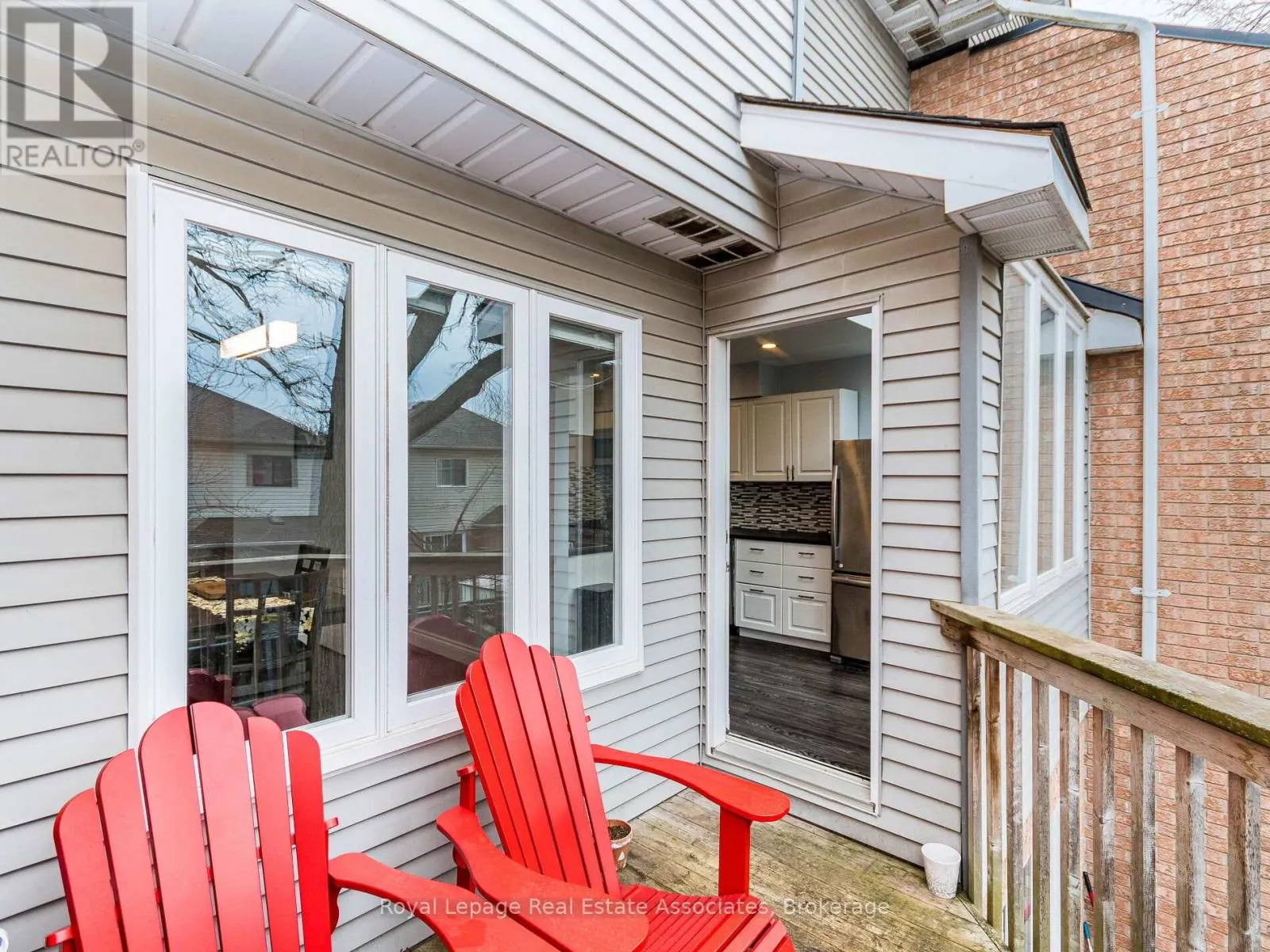 8 - 310 CHRISTOPHER DRIVE