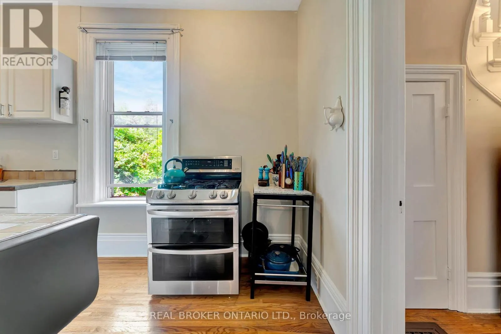 16 STOVER STREET S