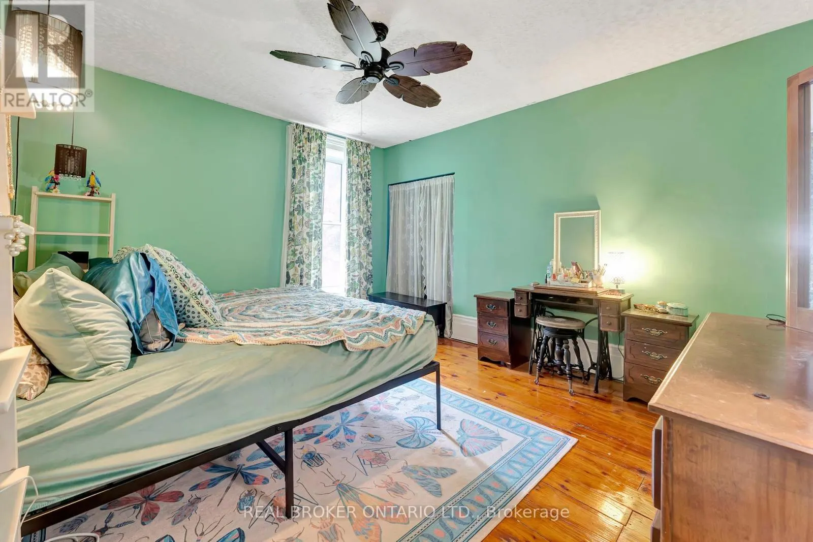 16 STOVER STREET S
