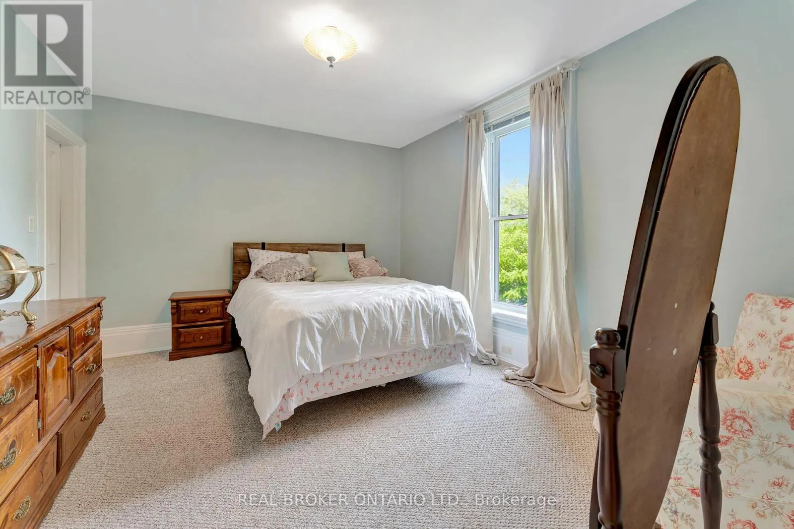 16 STOVER STREET S