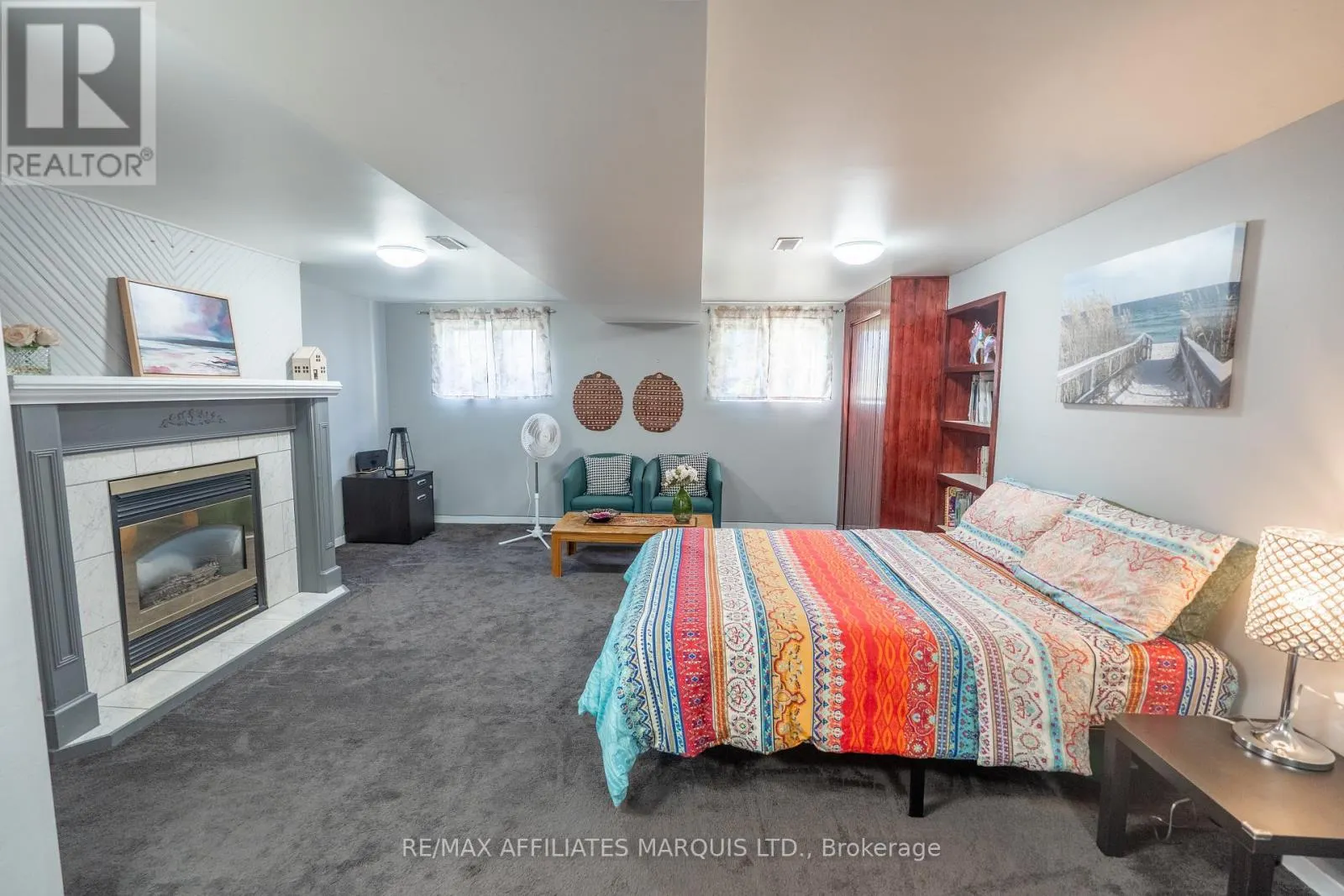 1619 FIRST STREET E