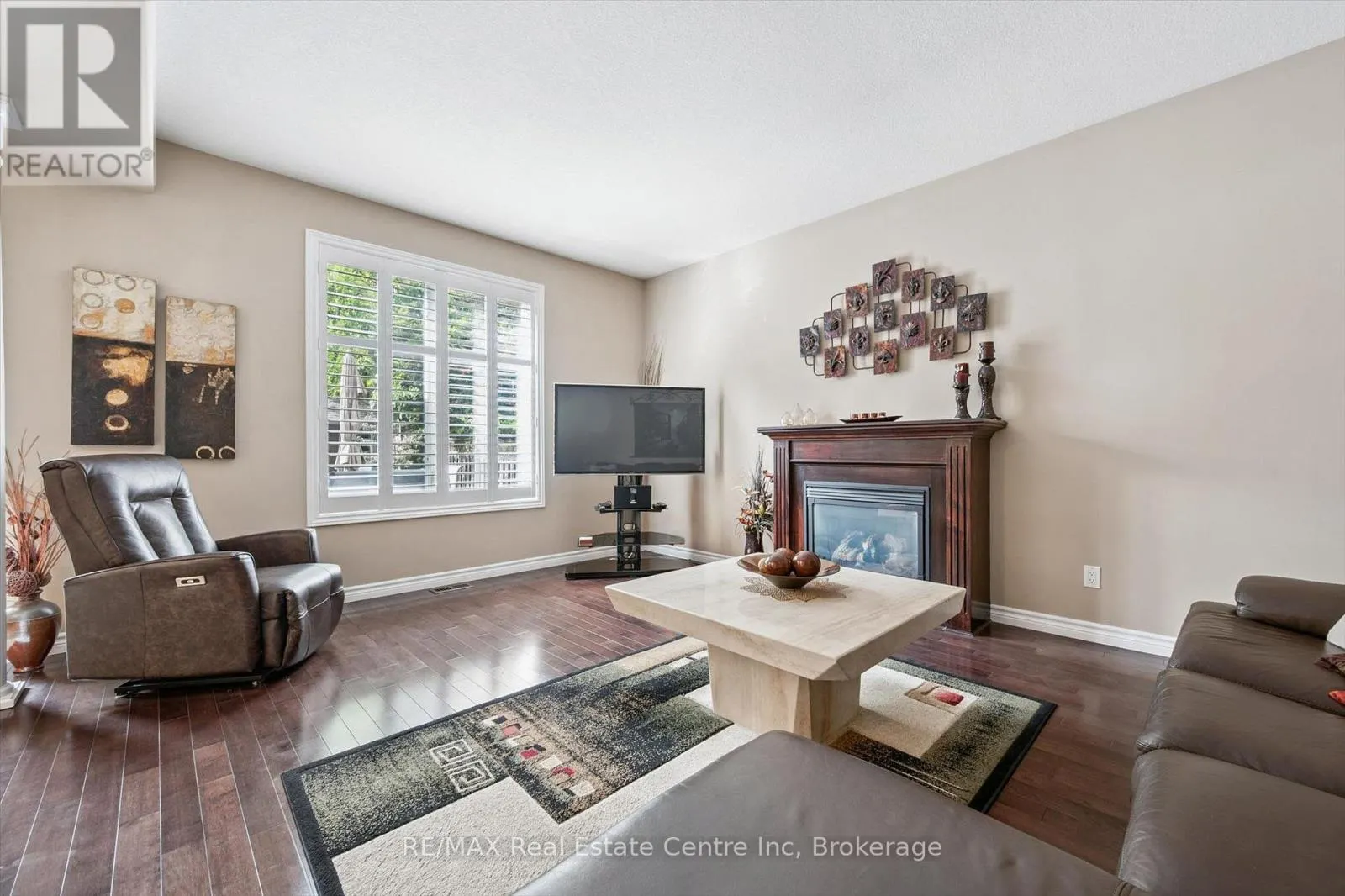 32 FRASSON DRIVE