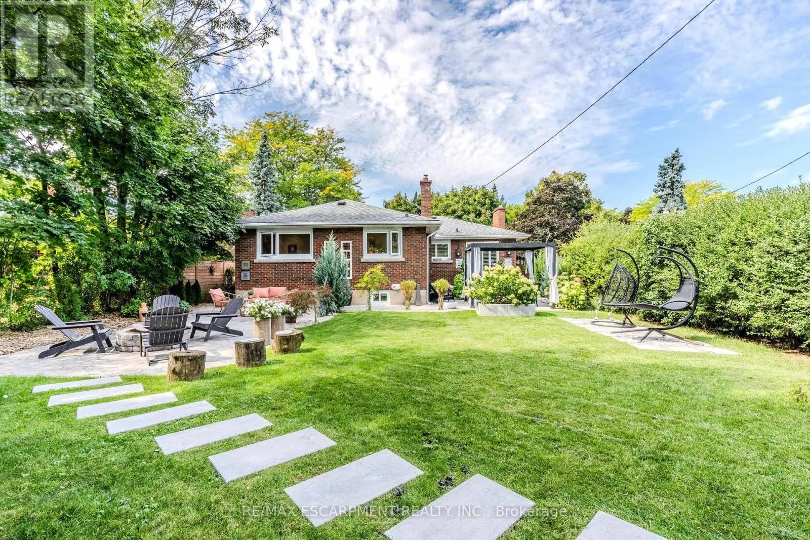 23 WEST HAMPTON ROAD