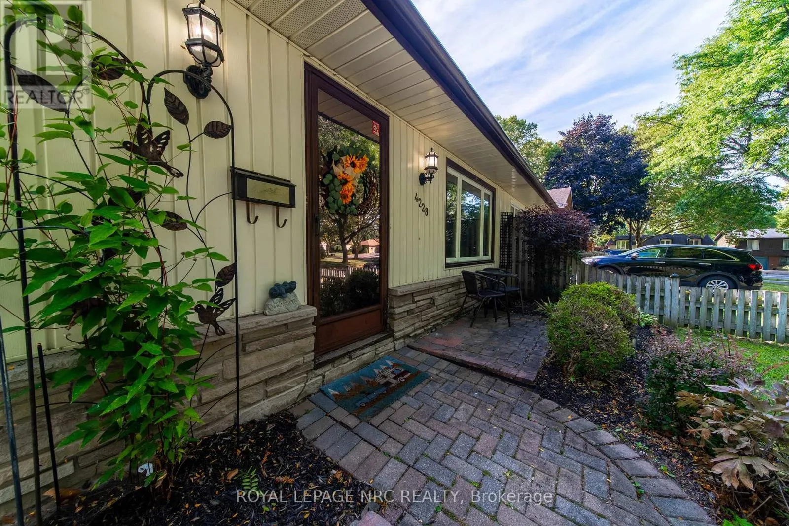4228 YORK DRIVE