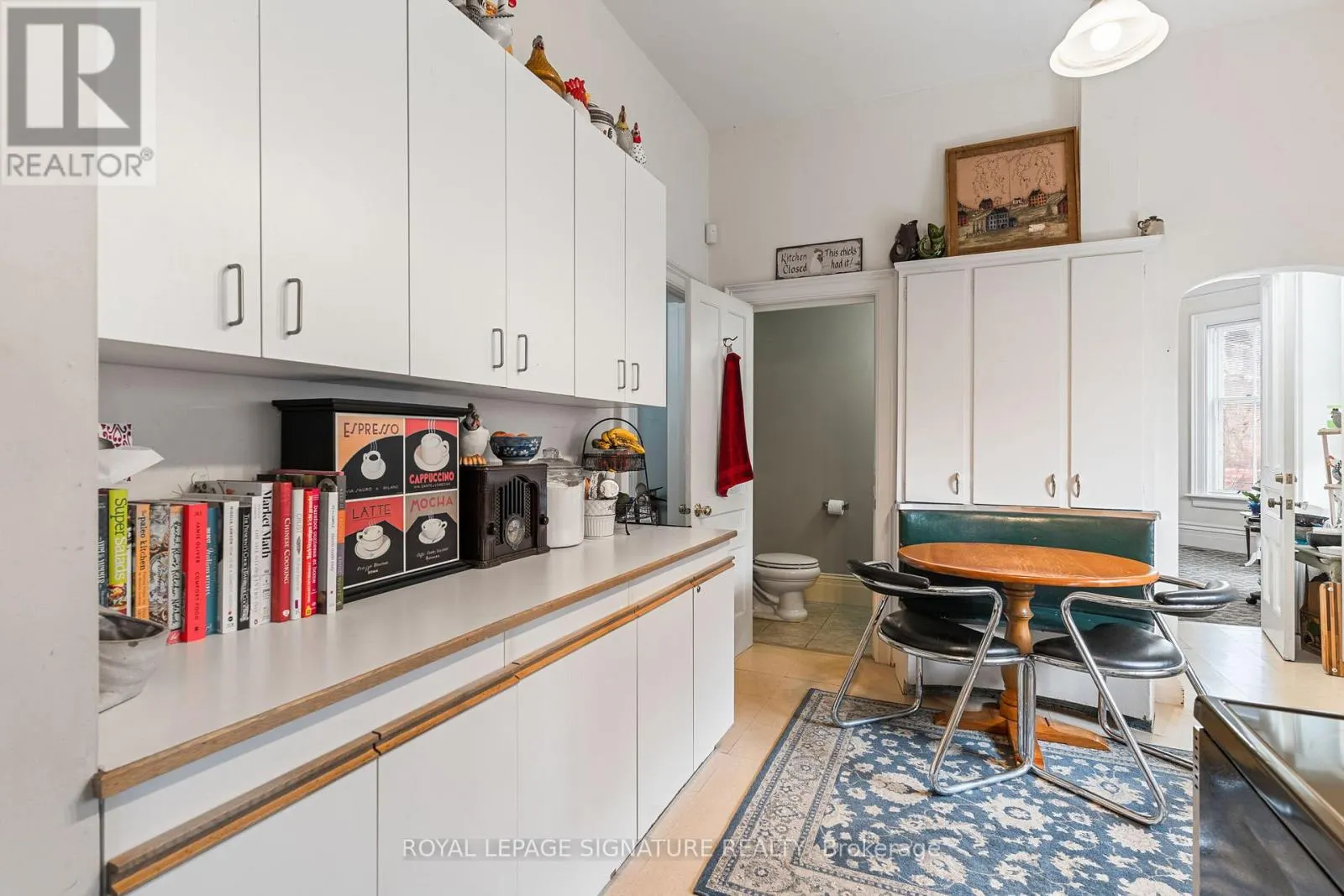 1000 1ST AVENUE W