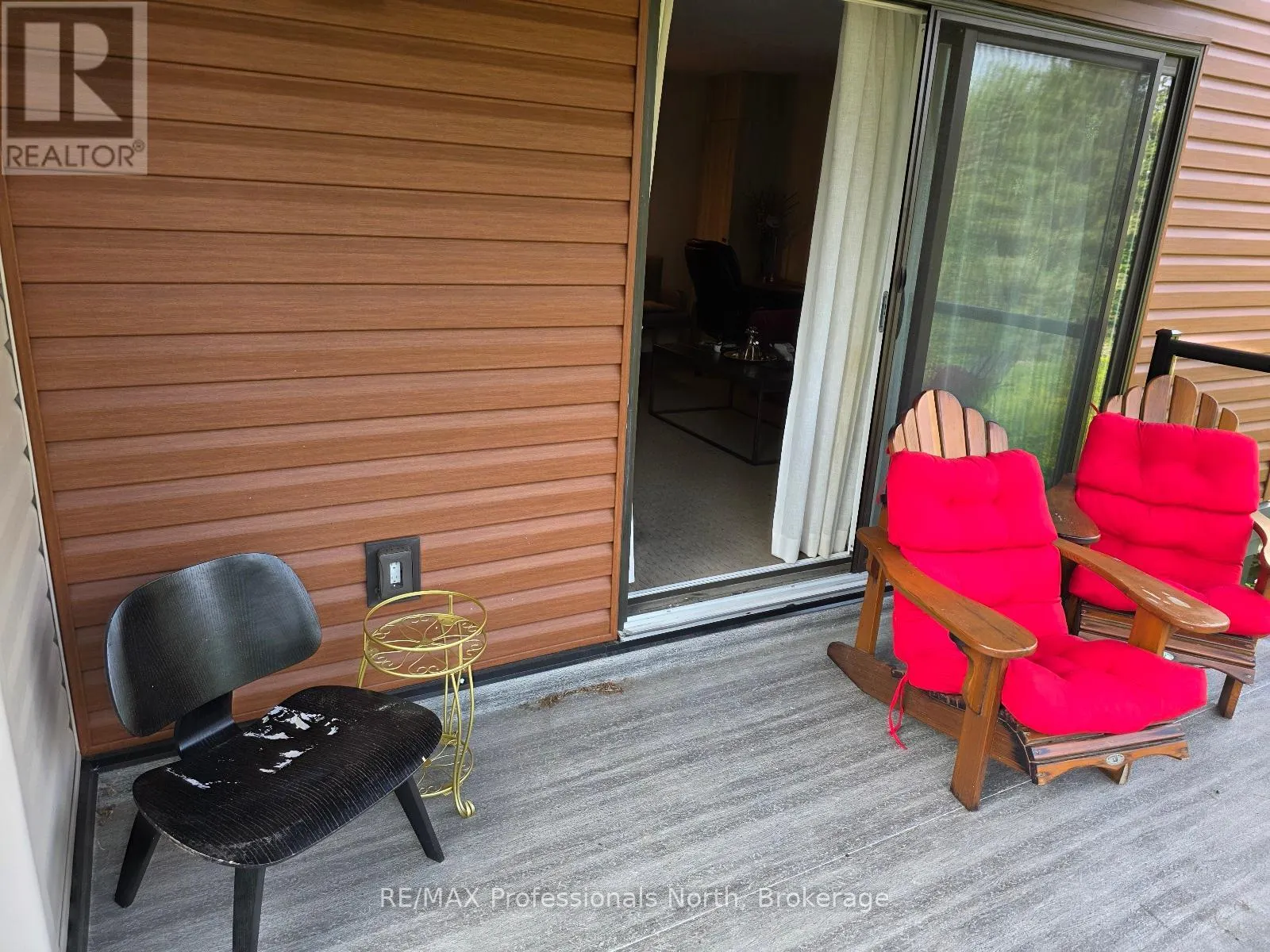 52-203 - 1235 DEERHURST DRIVE, #52-203