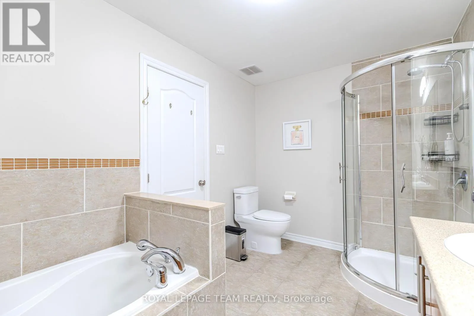 55 EMERALD POND PRIVATE
