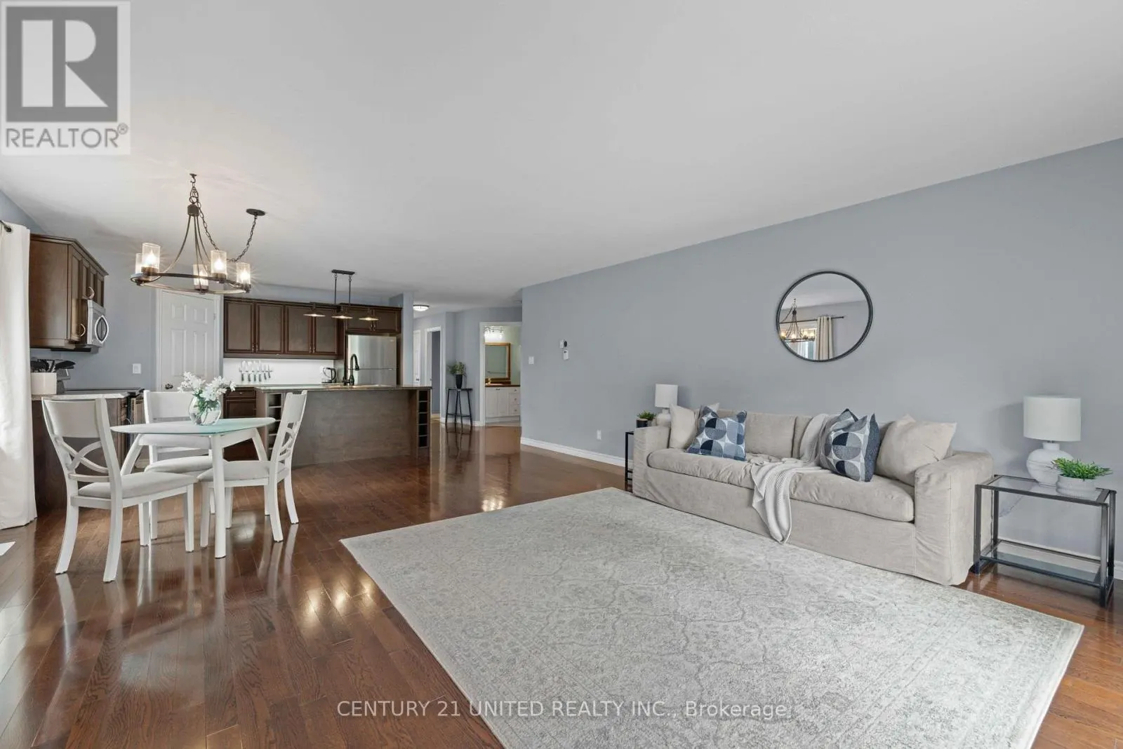 385 BIANCO CRESCENT