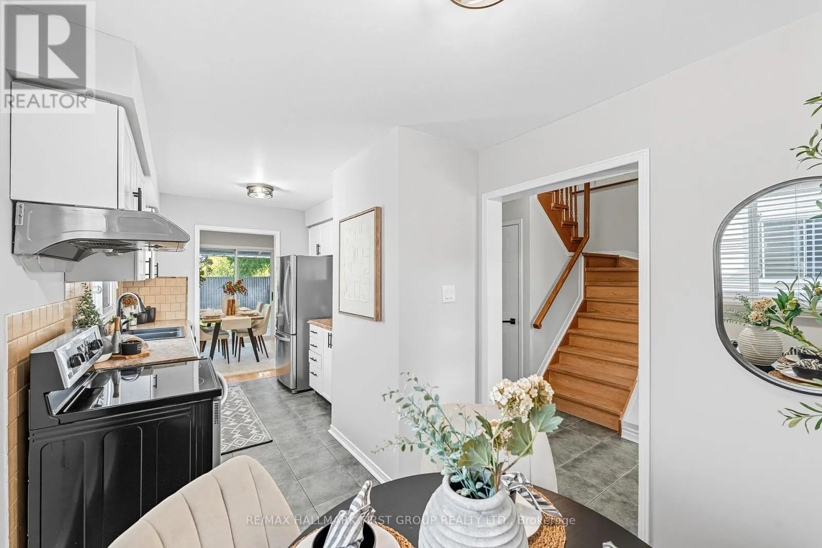 908 FAIRBANKS ROAD