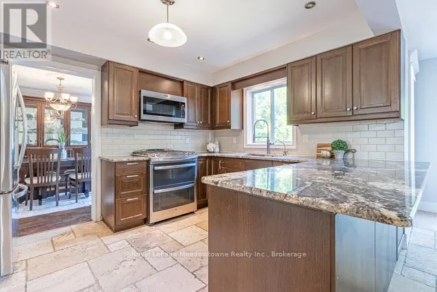 518 GRAND RIDGE DRIVE