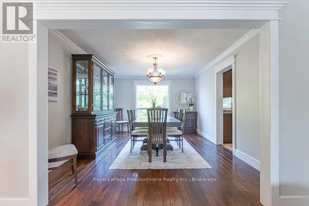 518 GRAND RIDGE DRIVE