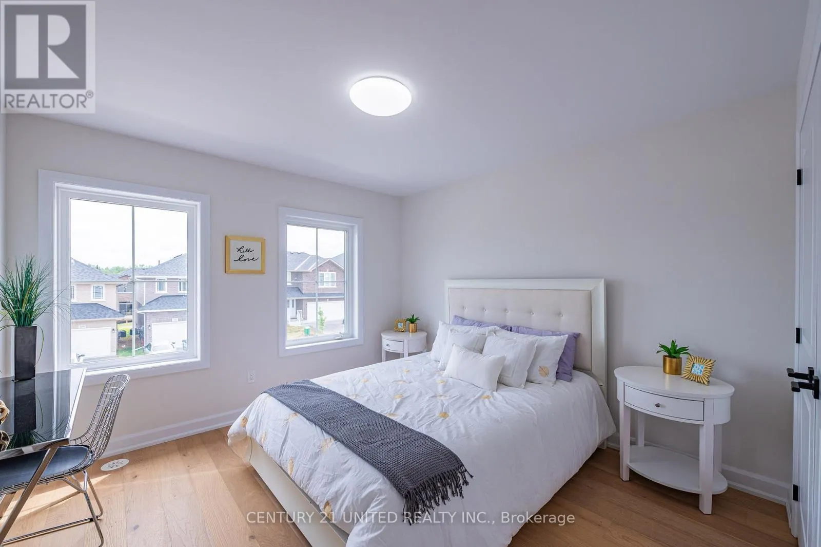 303 MULLIGHAN GARDENS