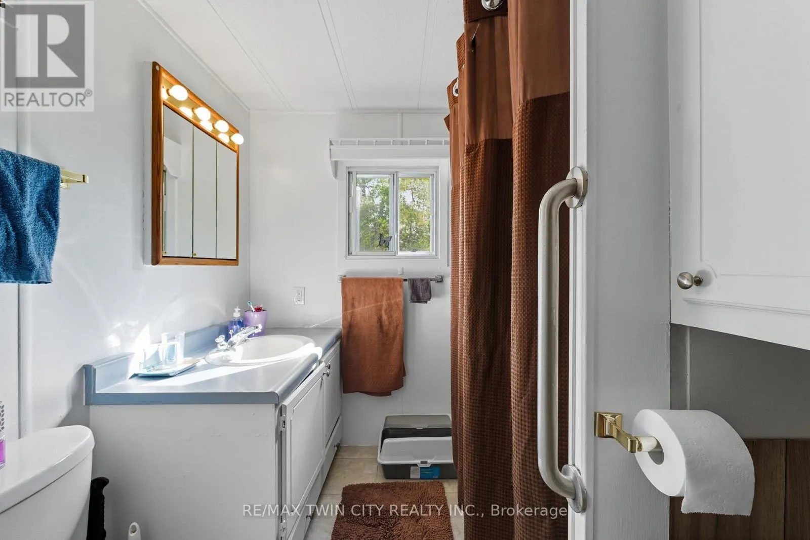 7 SUNVALLEY - 1429 SHEFFIELD ROAD