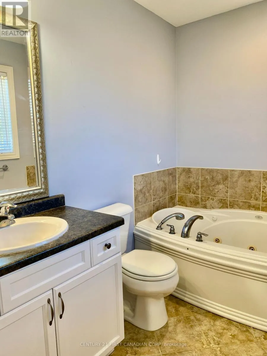 1678 BLACKMAPLE CRESCENT