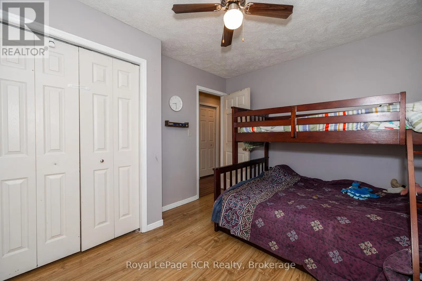 876 27TH STREET W