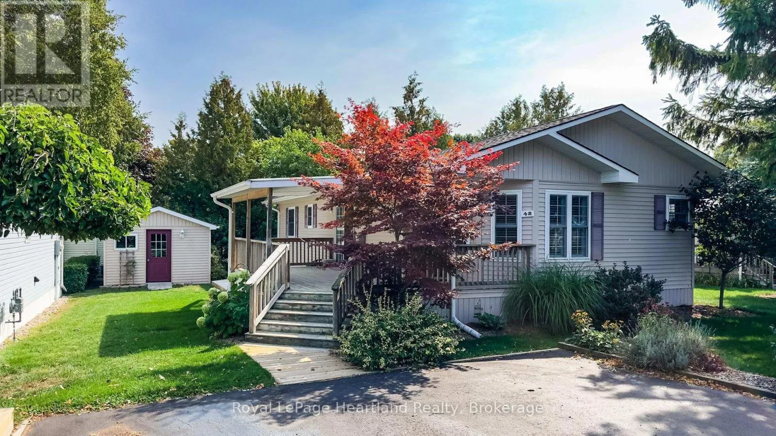 42 IROQUOIS LANE