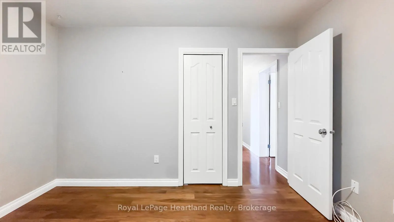 42 IROQUOIS LANE