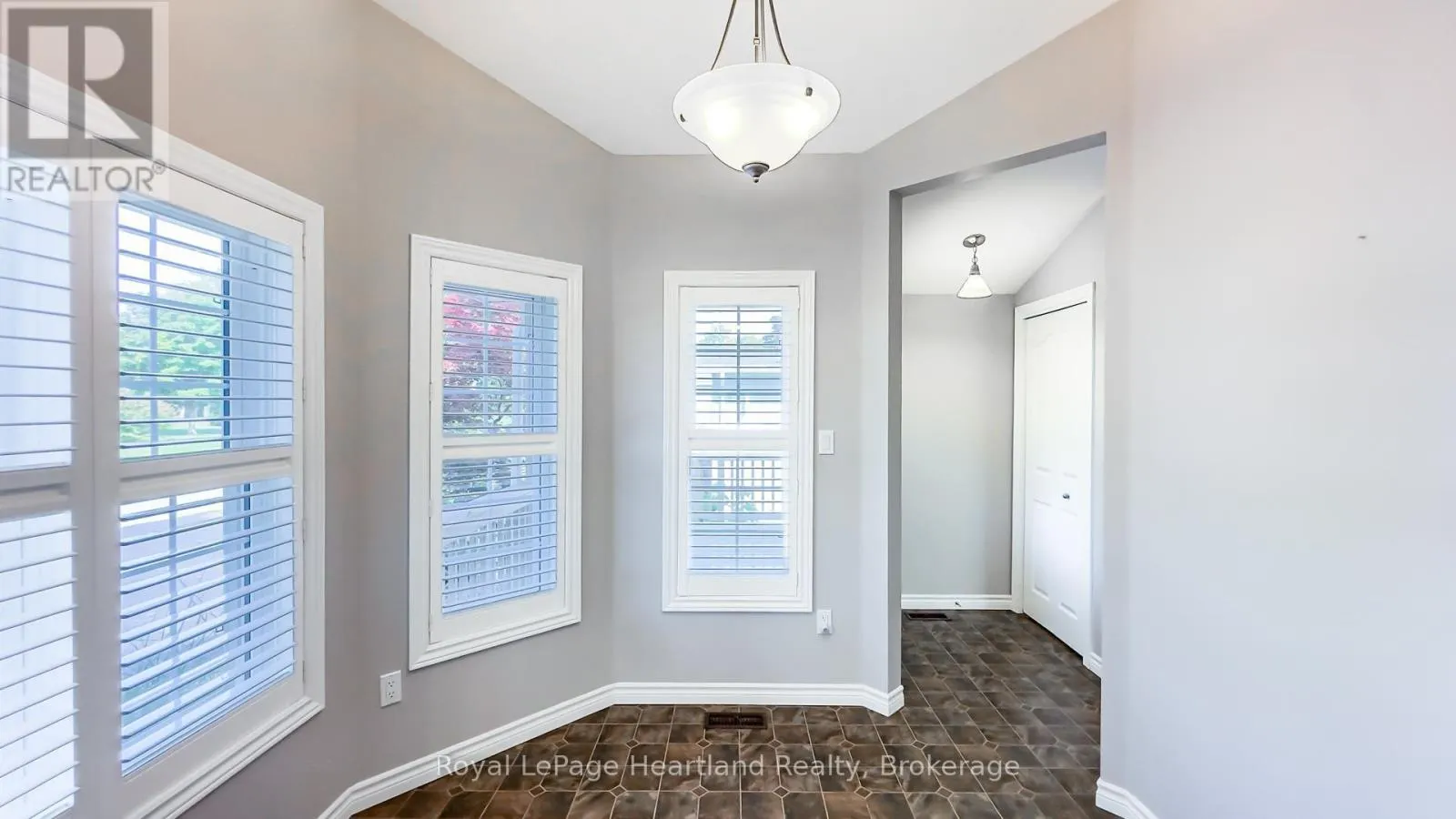 42 IROQUOIS LANE