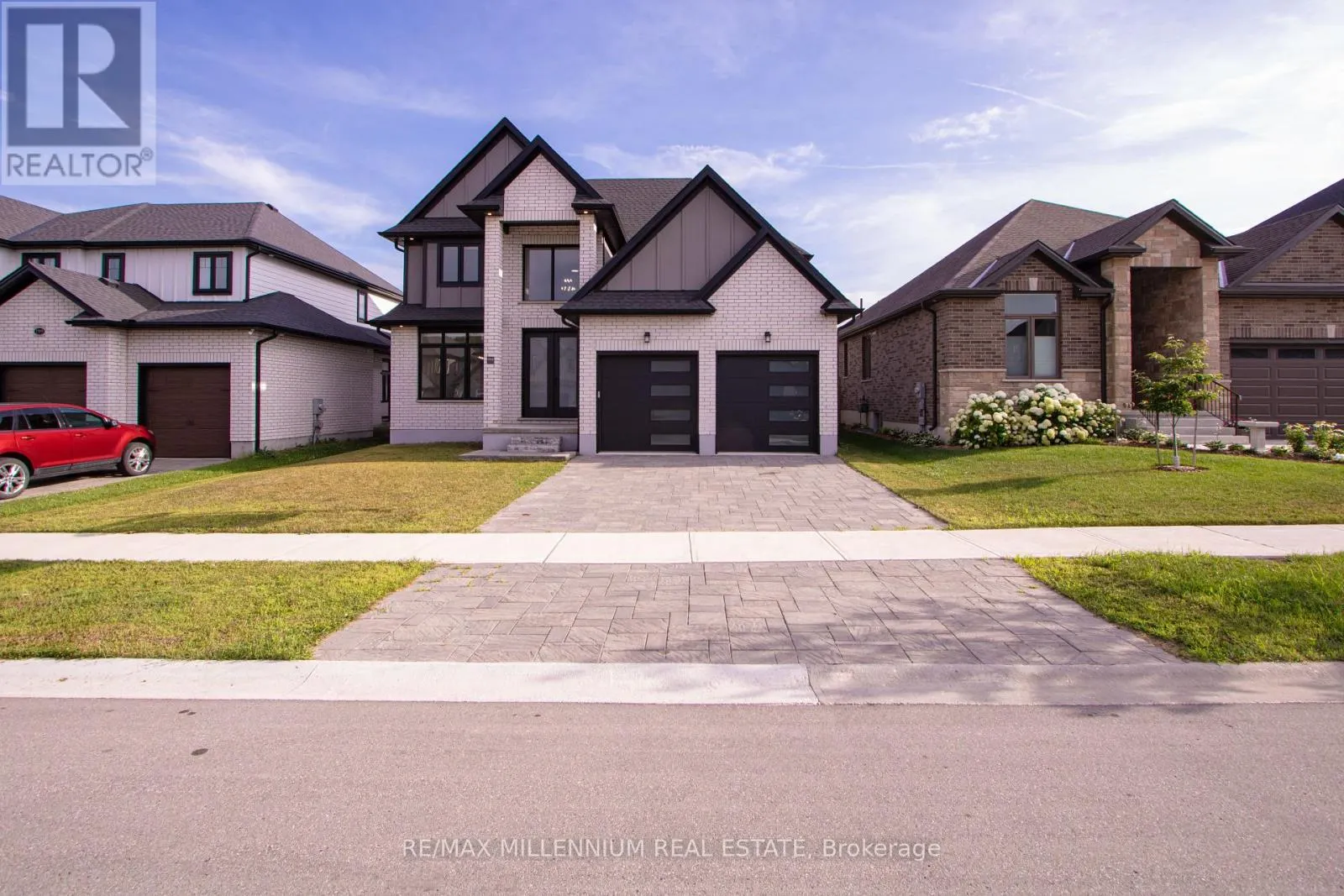 195 BOARDWALK WAY
