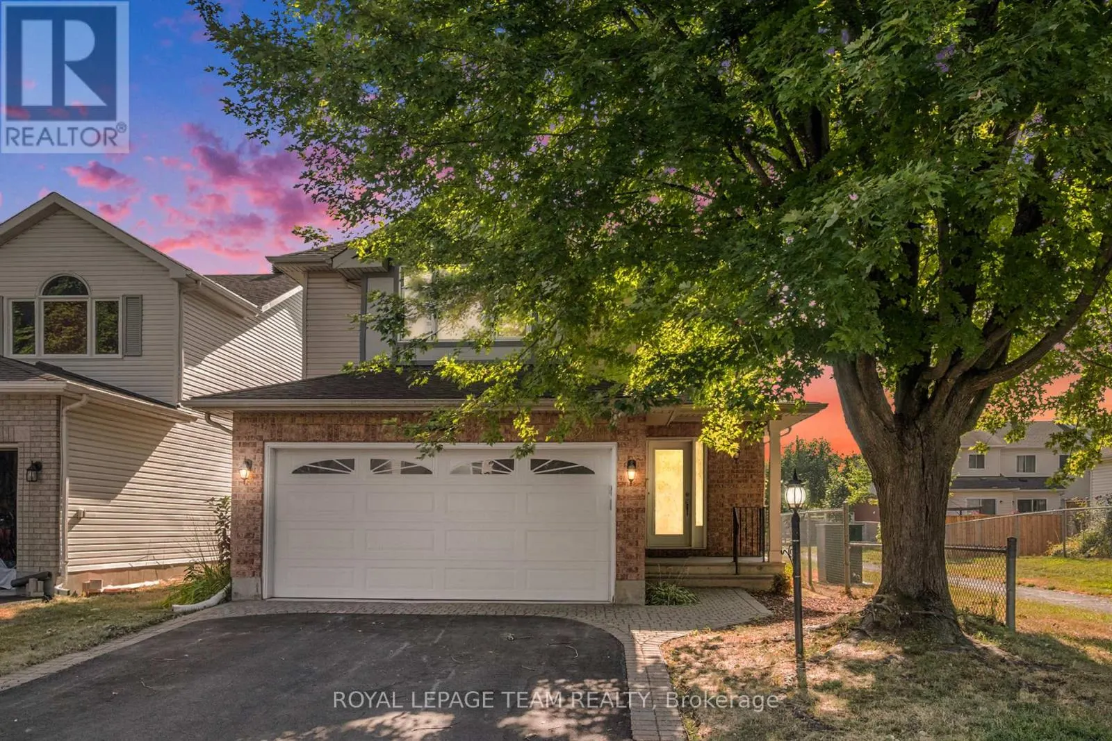 239 MARKLAND CRESCENT