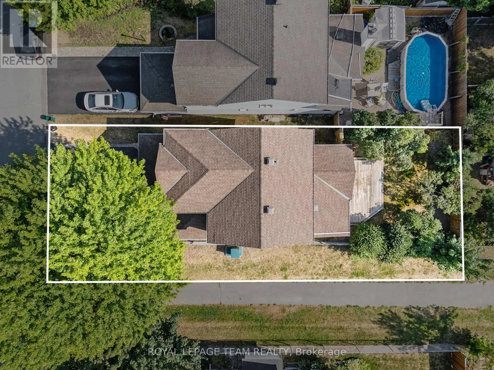 239 MARKLAND CRESCENT