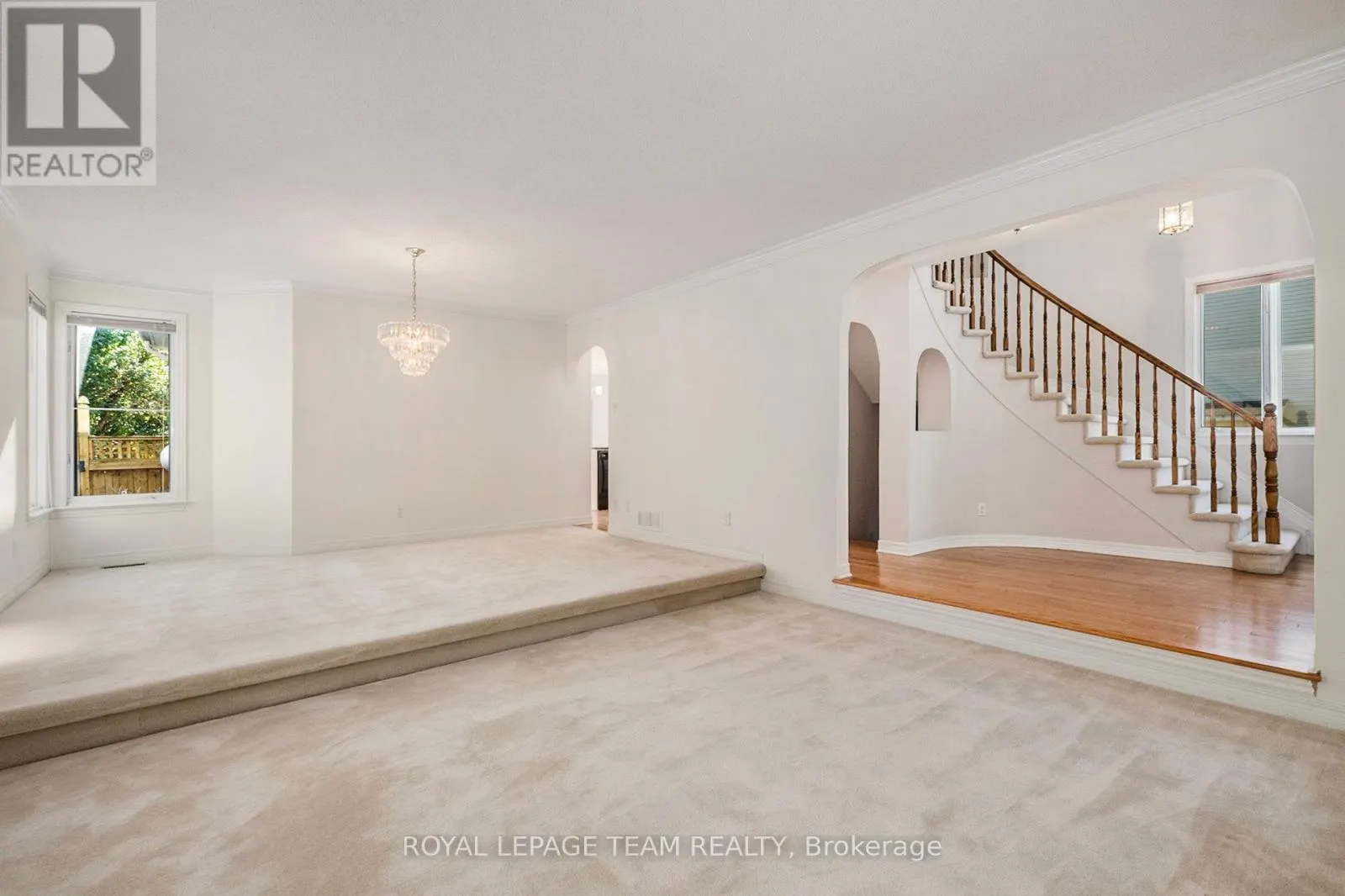 239 MARKLAND CRESCENT