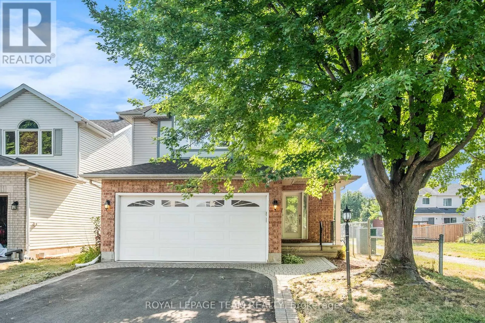 239 MARKLAND CRESCENT