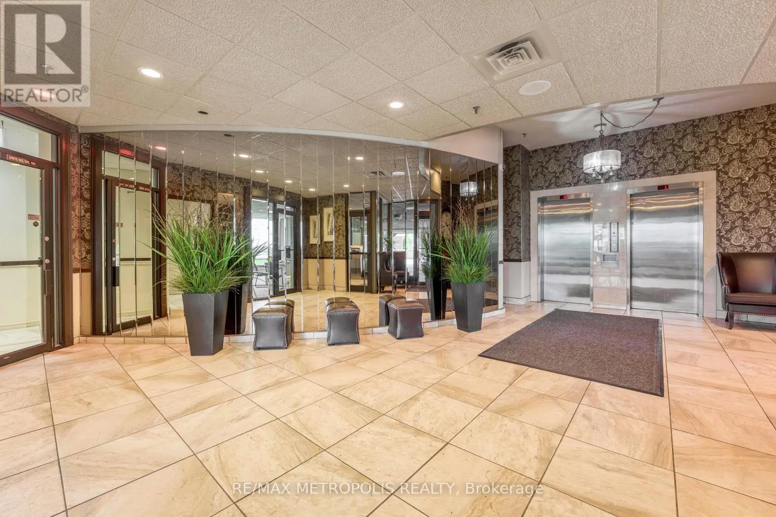 1408 - 155 FRONT STREET N