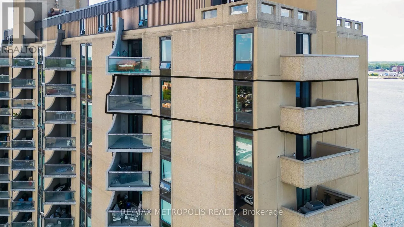 1408 - 155 FRONT STREET N