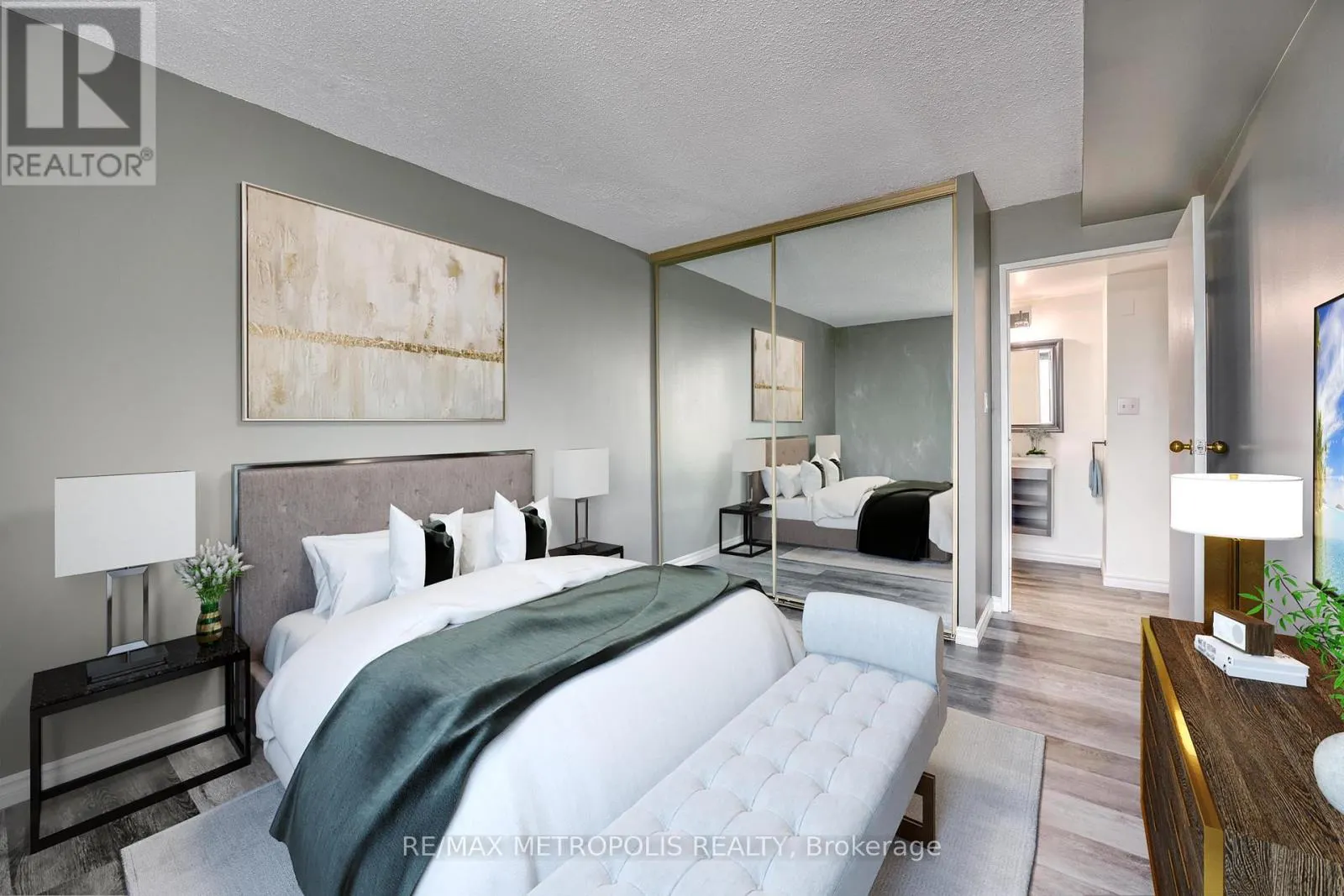 1408 - 155 FRONT STREET N