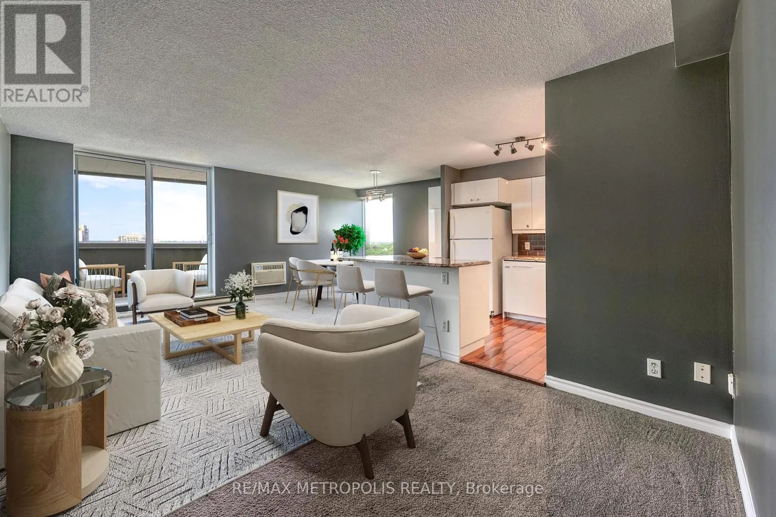 1408 - 155 FRONT STREET N