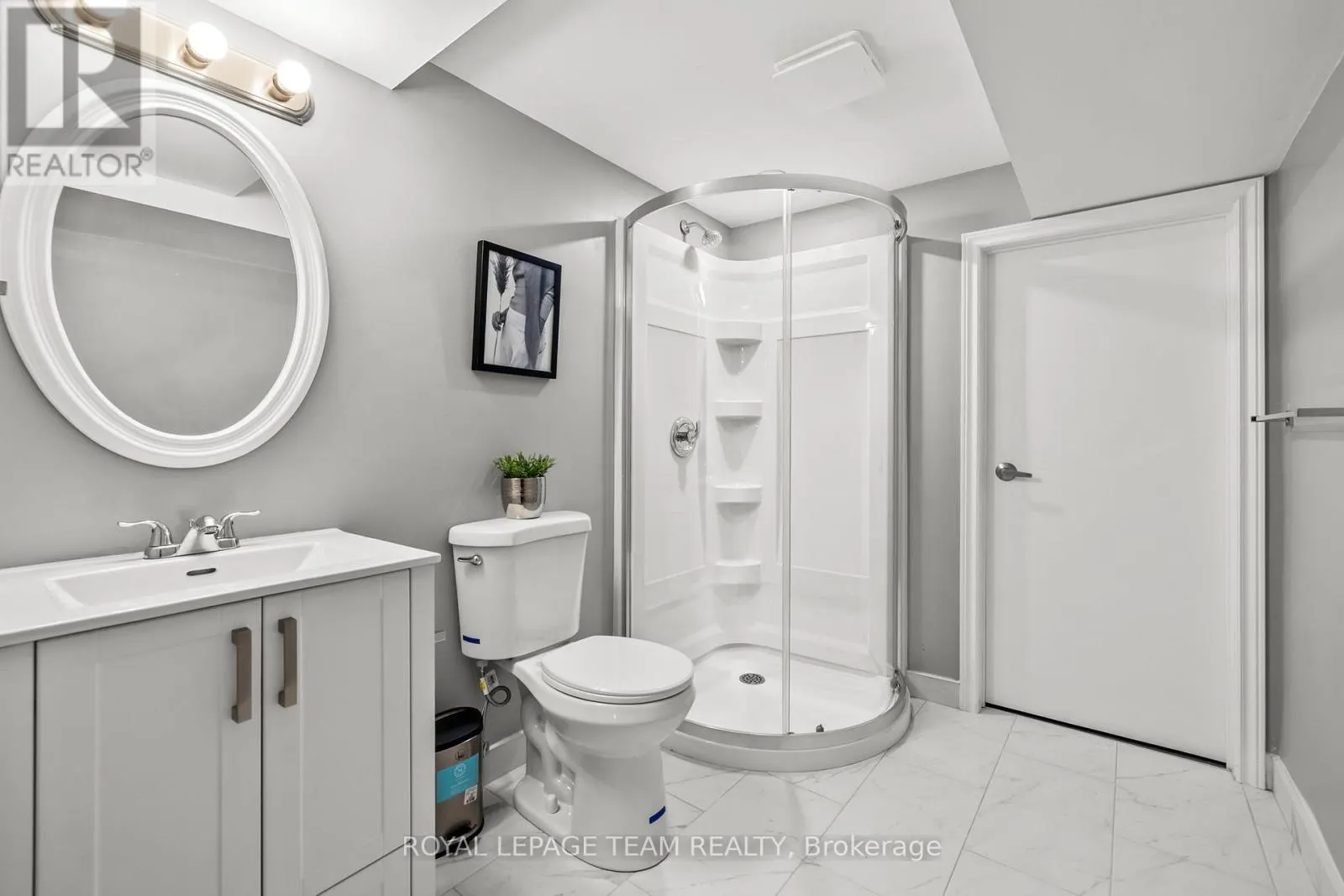 B - 908 CLARKIA STREET