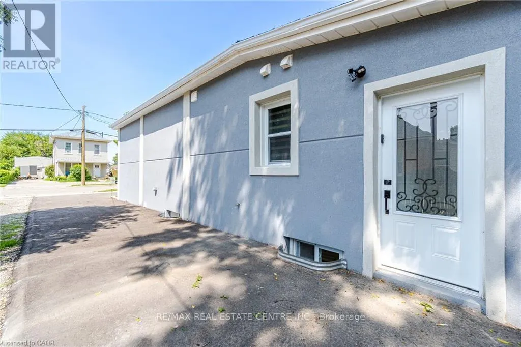 BASEMENT - 331 RAWDON STREET