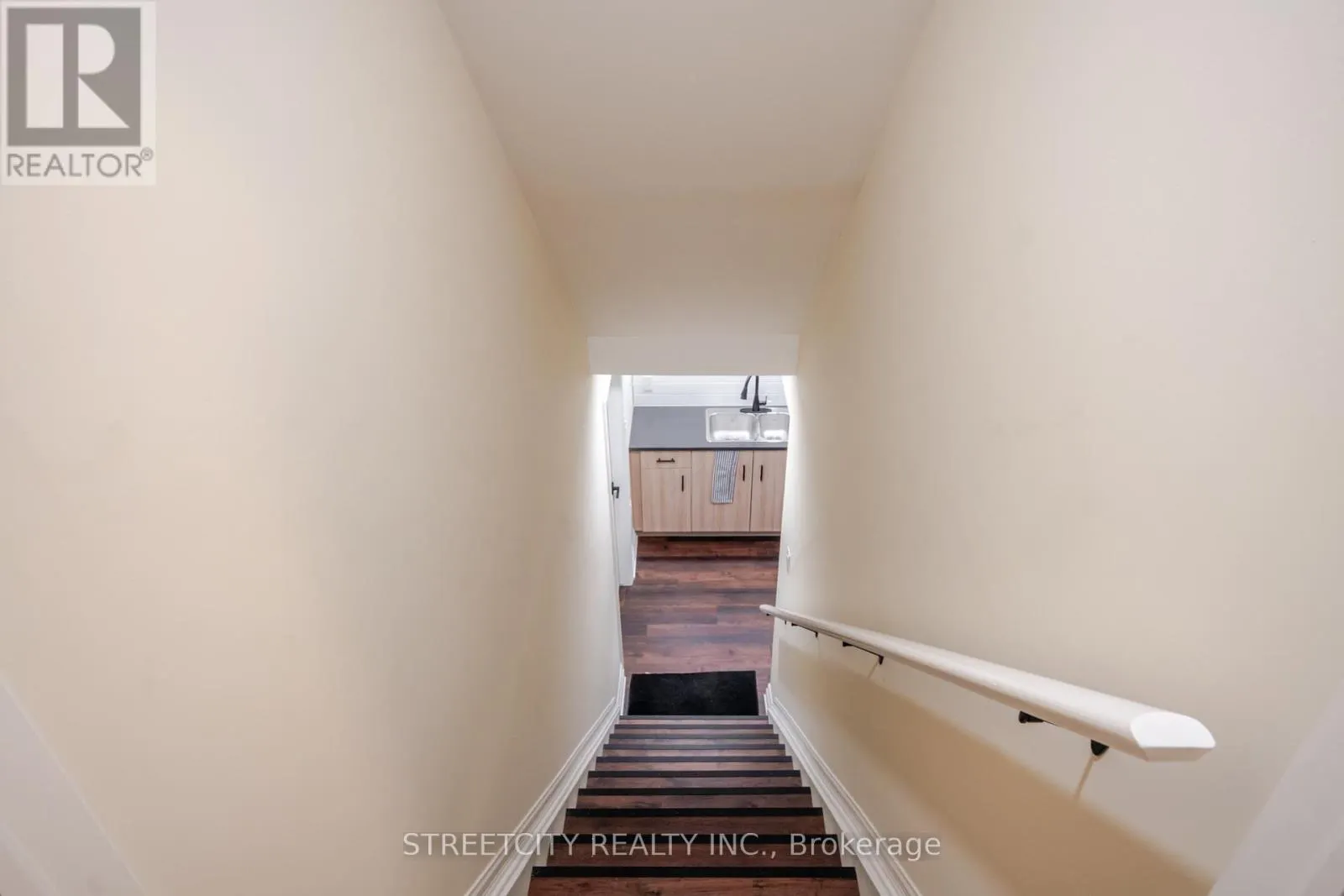 1253 HOWLETT CIRCLE