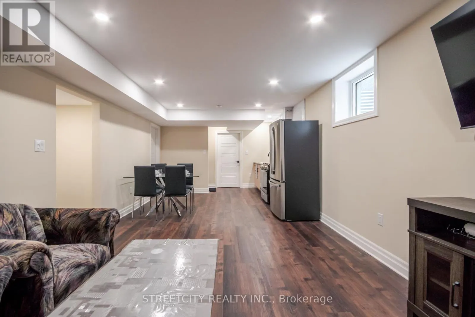 1253 HOWLETT CIRCLE