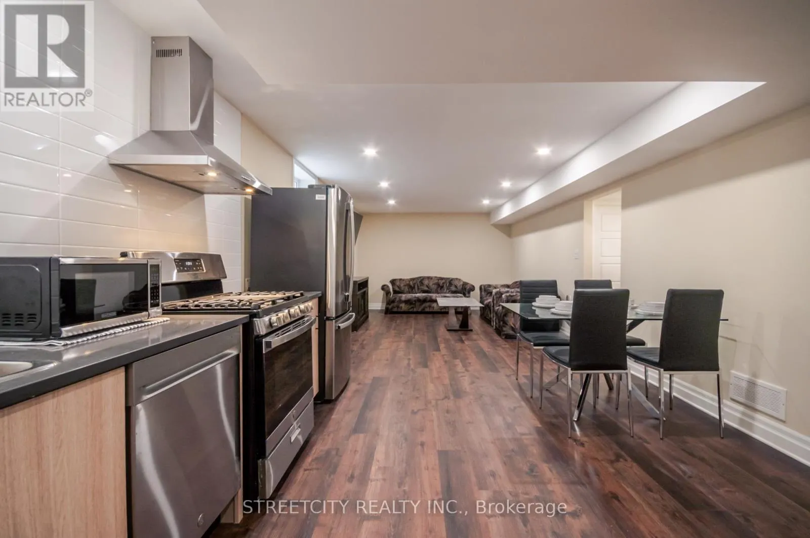 1253 HOWLETT CIRCLE