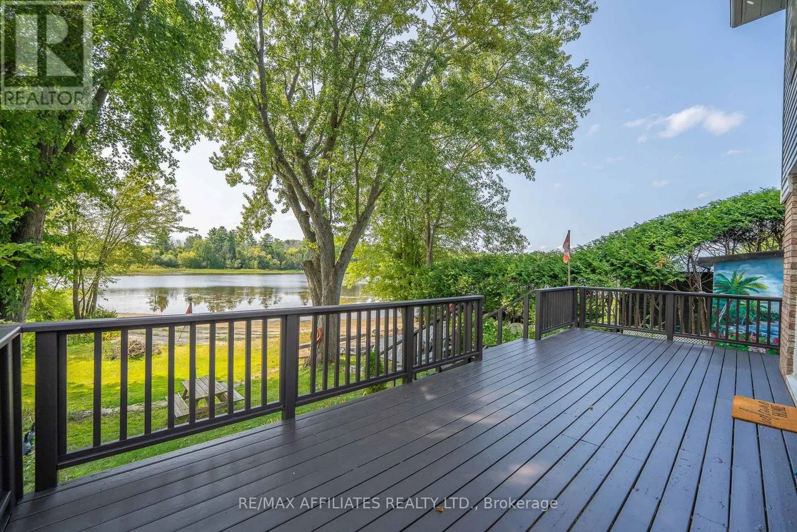 1278 BAYVIEW DRIVE