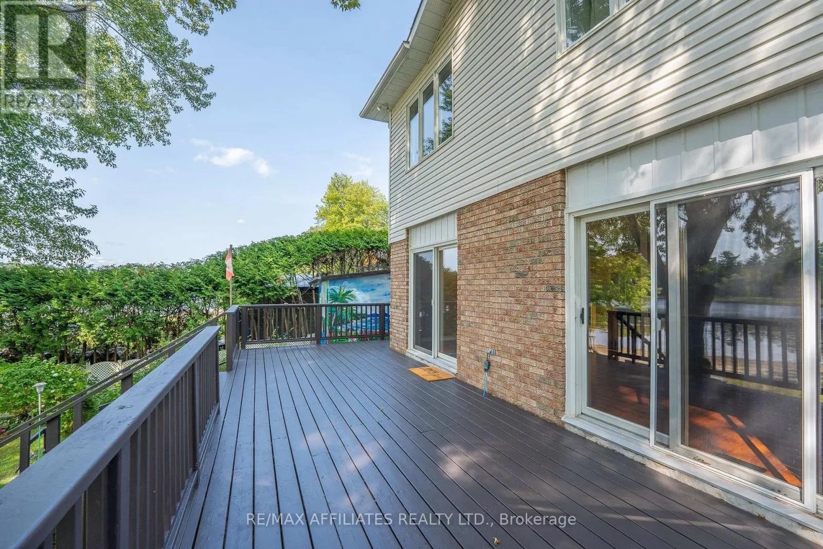 1278 BAYVIEW DRIVE