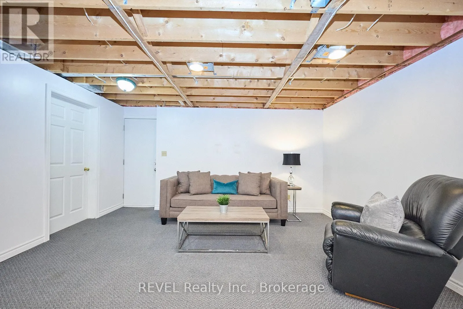 354 DOAN'S RIDGE ROAD