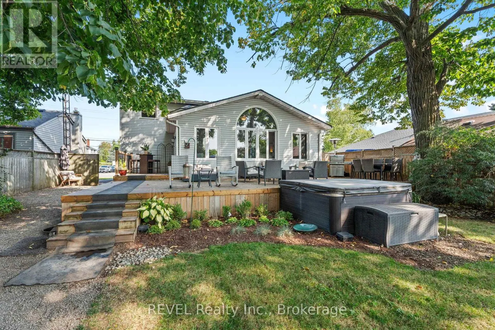 6431 MONTROSE ROAD