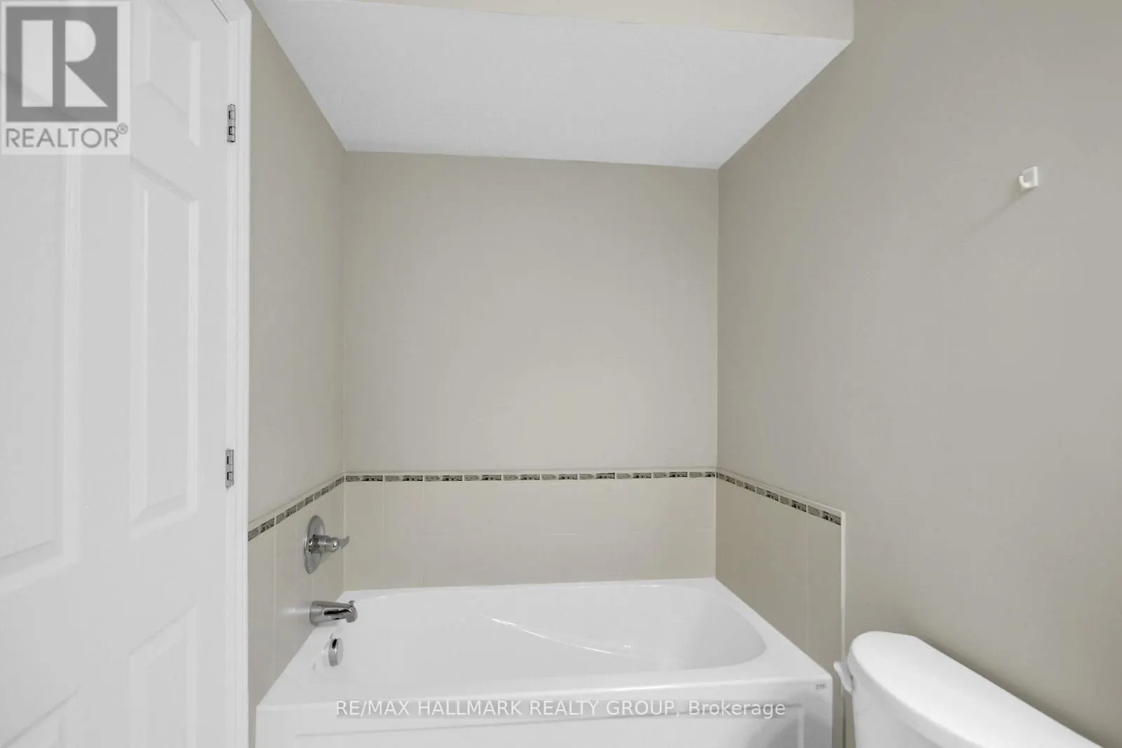 240 LEATHER LEAF TERRACE