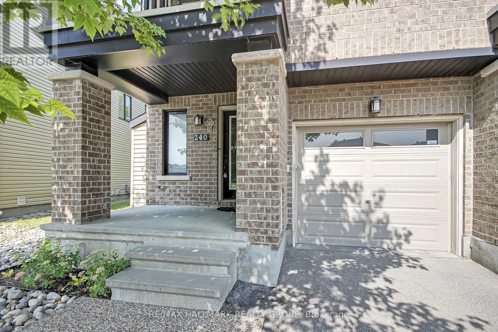 240 LEATHER LEAF TERRACE