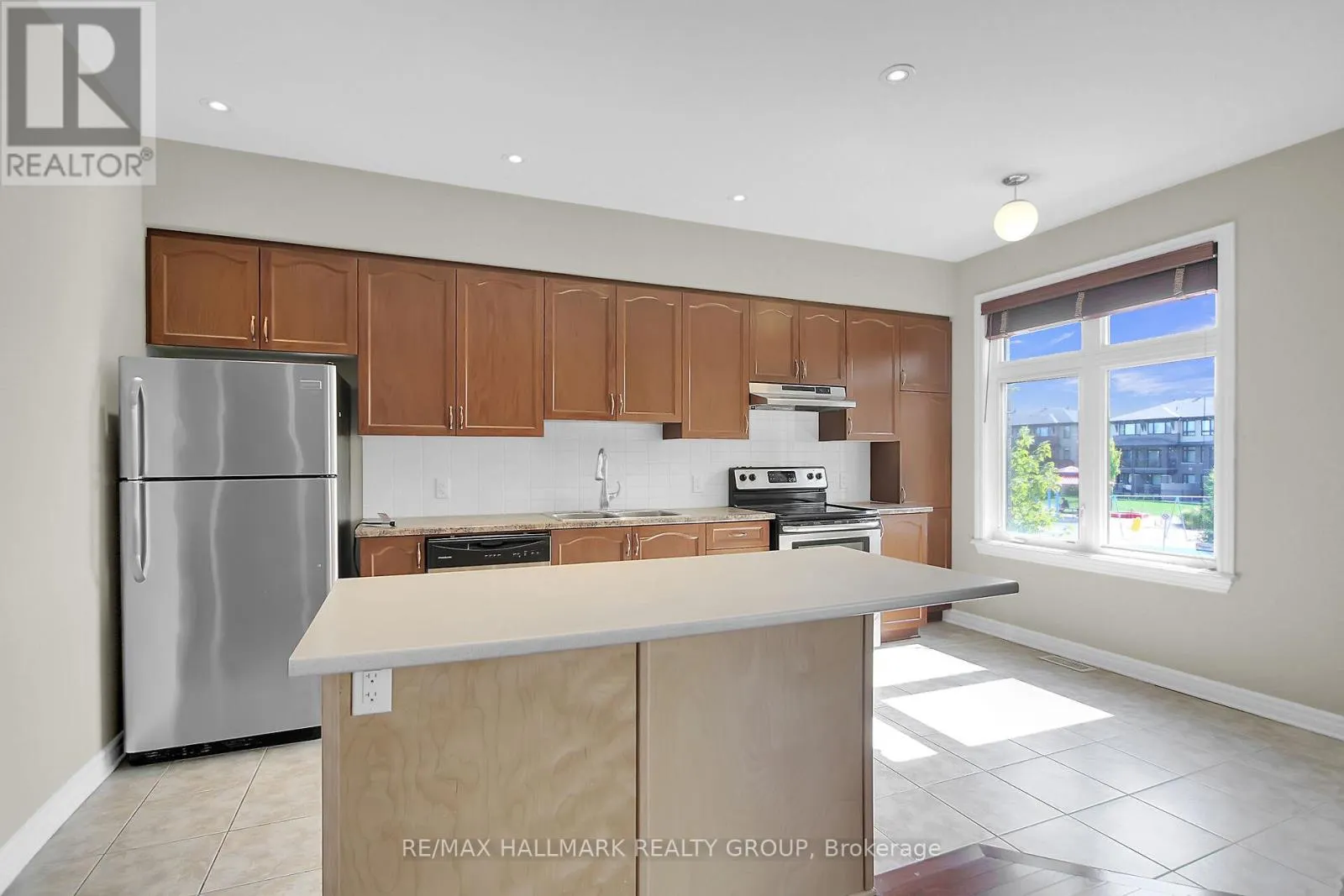 240 LEATHER LEAF TERRACE