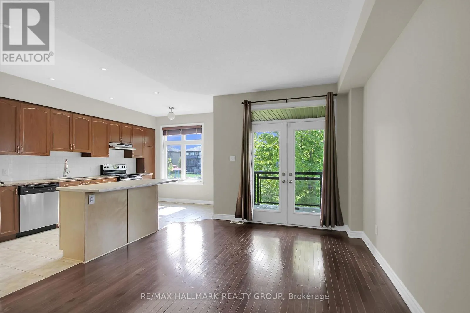 240 LEATHER LEAF TERRACE