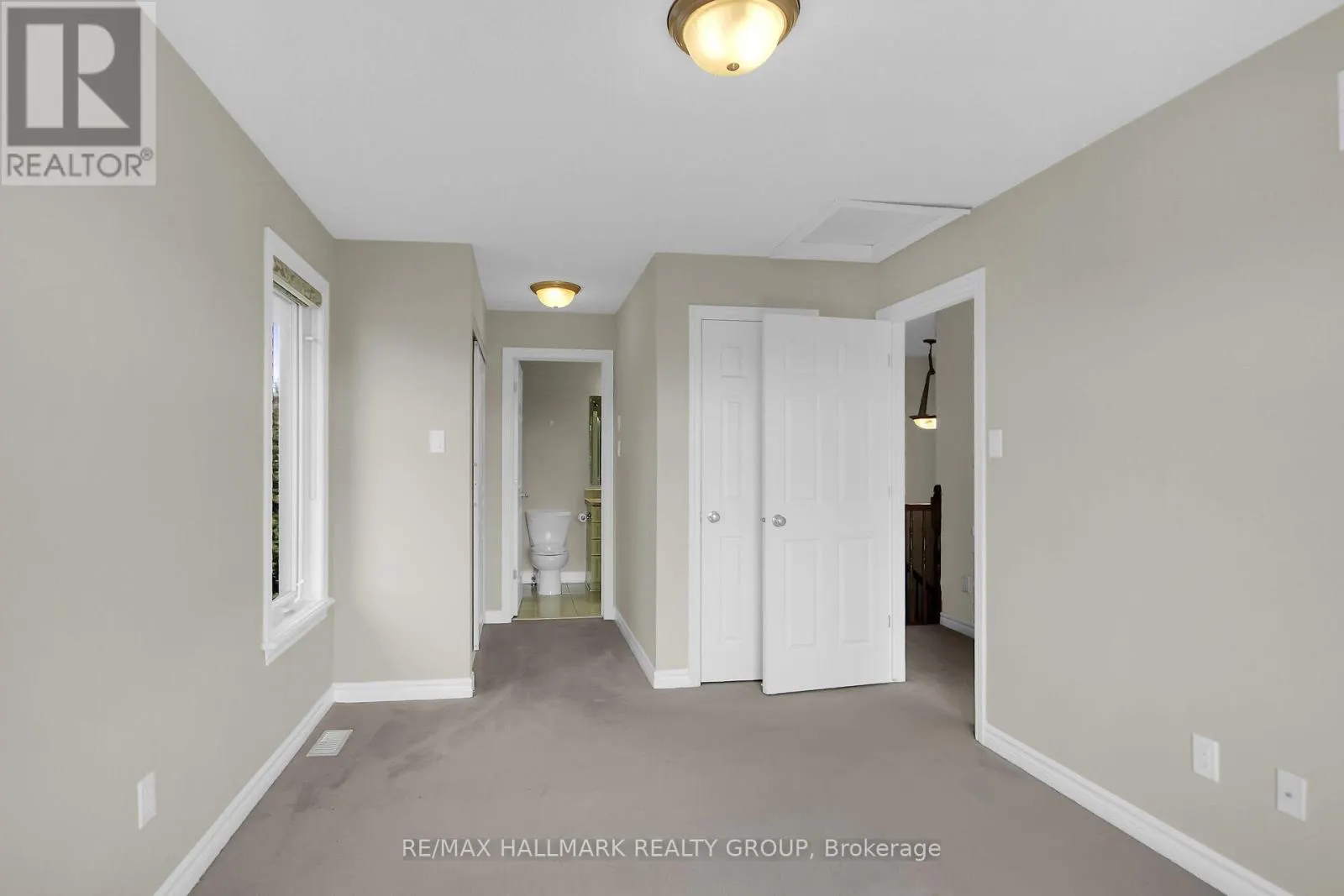 240 LEATHER LEAF TERRACE