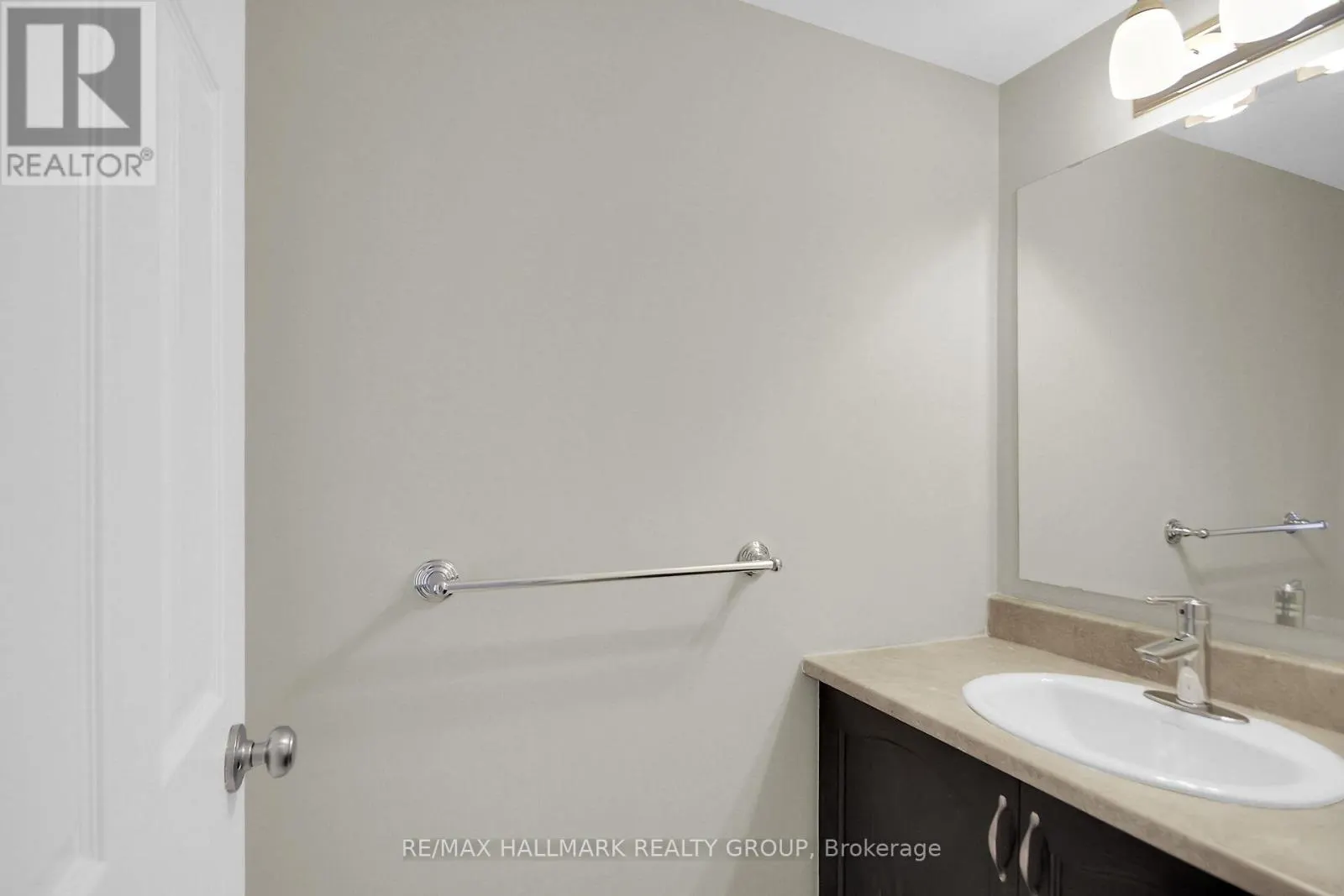 240 LEATHER LEAF TERRACE