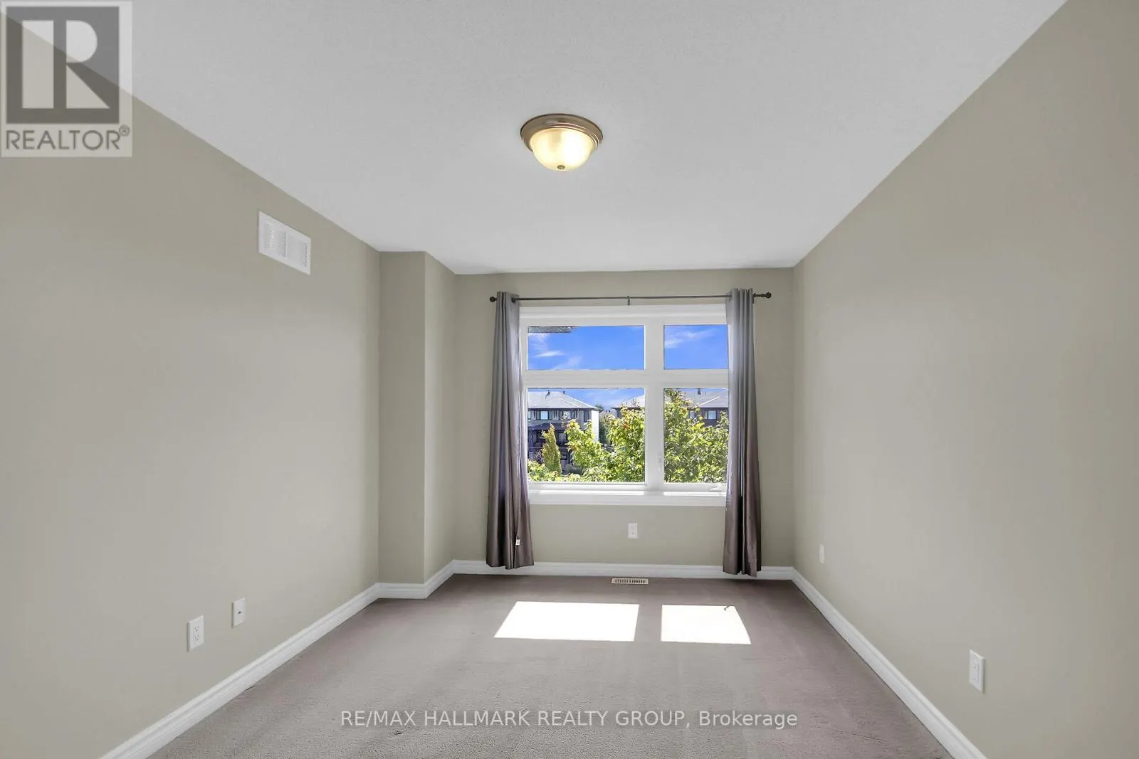 240 LEATHER LEAF TERRACE