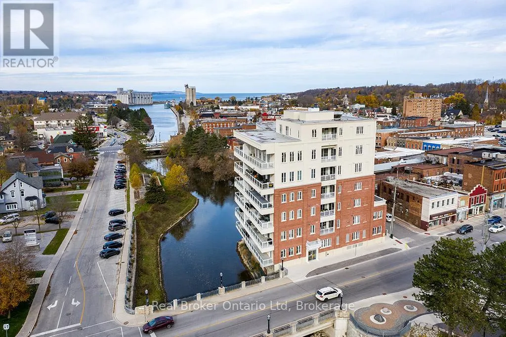 206 - 80 9TH STREET E, #206