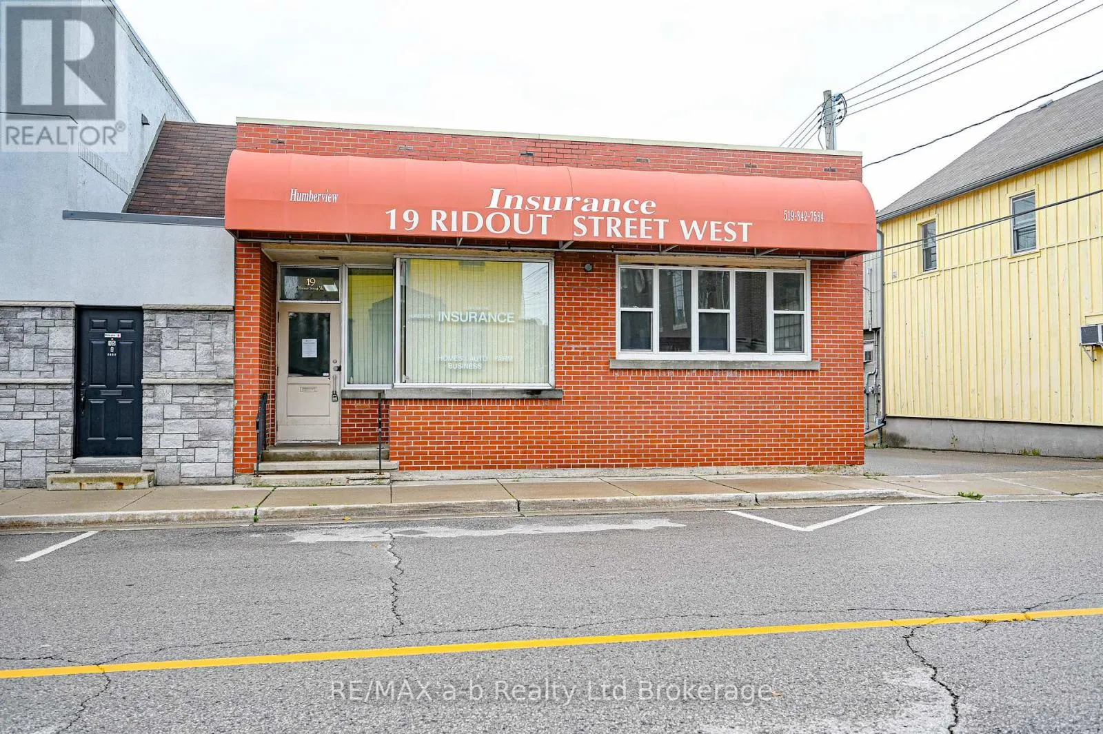 19 RIDOUT STREET W